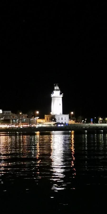 Encantador Bajo En Малага Екстер'єр фото